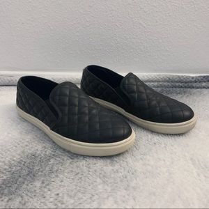 Steve Madden Slip-ons